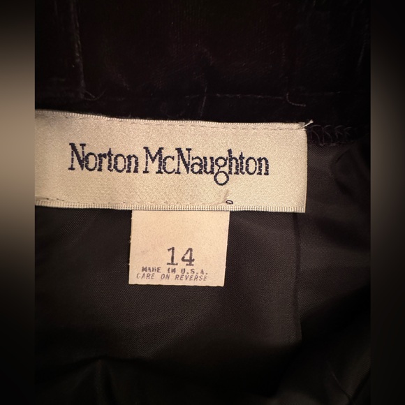 NWT Vintage Black Velvet Skirt Pencil Size 14 Norton MCNAUGHTON See Pics As Is - Picture 3 of 10